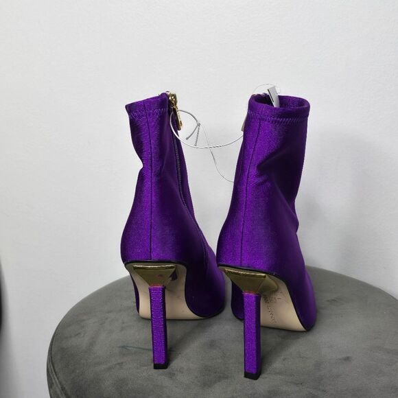 Good American Neoprene Kickstand Sock Bootie - Picture 4 of 10